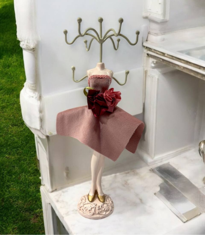 جاجواهری مانکن