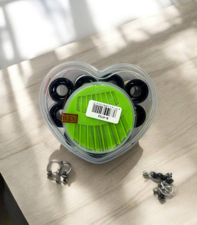 ست نخ و سوزن قلبی کوچک