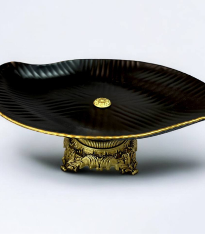 دیس رز بک استون سفید لب طلا