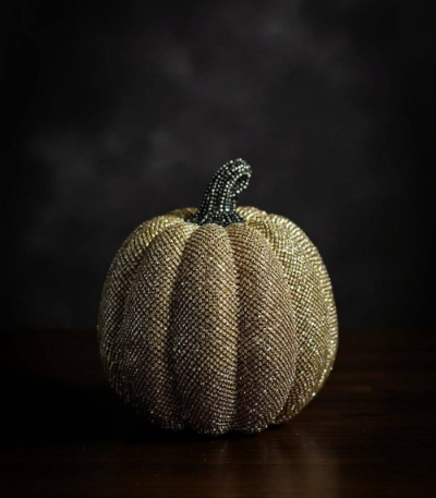 کدو بزرگ نگین کاری شده