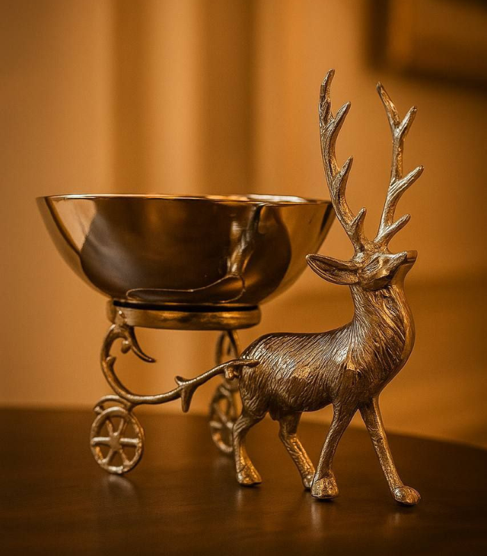 گوزن کالسکه میوه