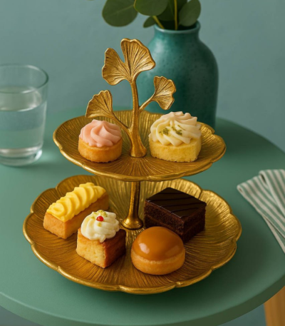 لوتوس شیرینی دو طبقه