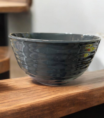 کاسه آبگوشت رنگی