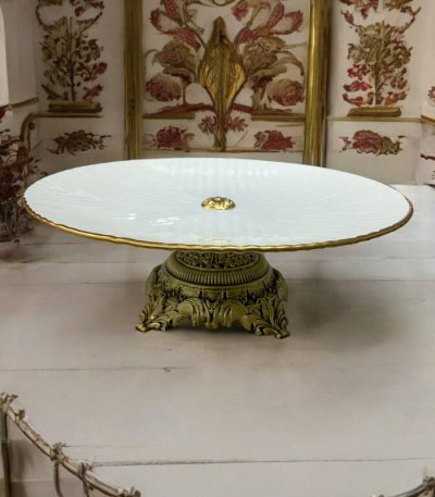 دیس پایه‌دار بک استون لب طلا گرد